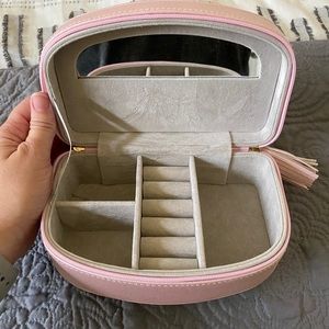 Jewelry travel case